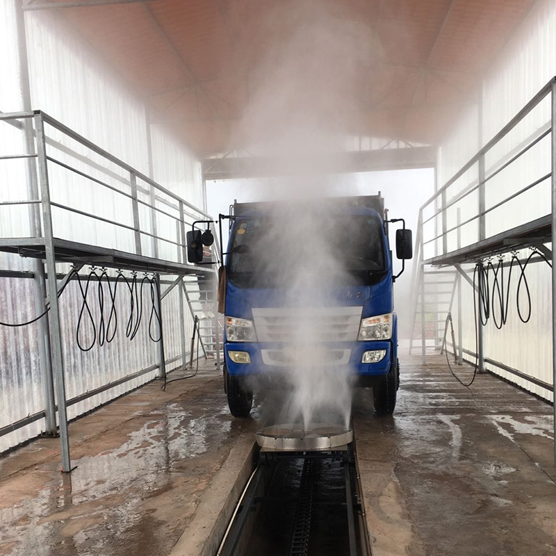 2人同時(shí)清洗，全自動(dòng)底盤(pán)清洗系統(tǒng)